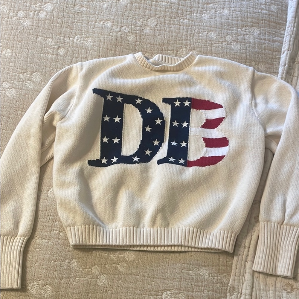 White Sweater with Star Pattern